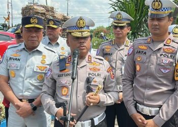Polres Kediri Panen Jagung, Bersama Pemkab Kediri dan Mahasiswa