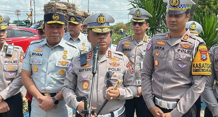Polres Kediri Panen Jagung, Bersama Pemkab Kediri dan Mahasiswa