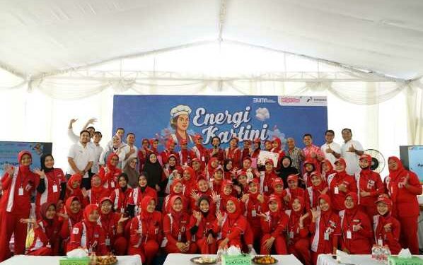 Apresiasi Operator Wanita di Hari Kartini, Pertamina Patra Niaga Jatimbalinus Helat Energi Kartini
