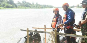 Flushing di Sungai Brantas, Mbak Wali Ingatkan Masyarakat Tetap Waspada