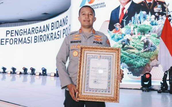 Polres Kediri Kota Raih Penghargaan Bergengsi dari Kapolri atas Prestasi Pelayanan Prima