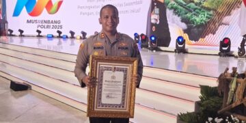 Polres Kediri Bawa Pulang Award Pelayanan Publik Prima dari Kapolri