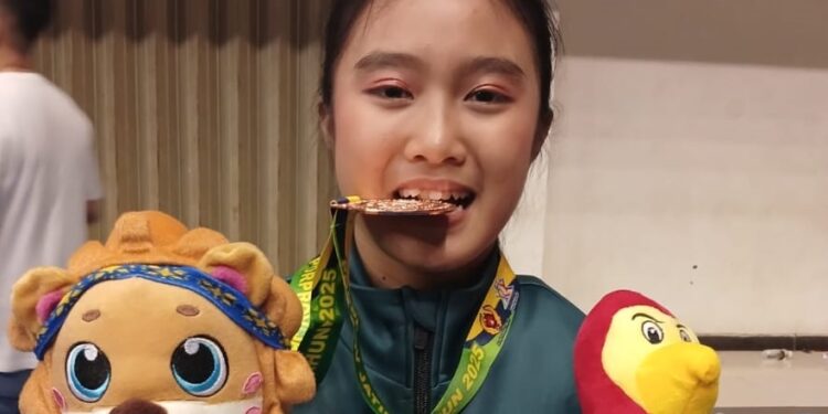 Debut Manis Kezia Nathania, Raih Perunggu di Wushu Taolu Porprov Jatim
