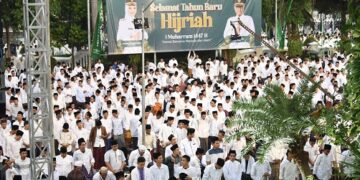 Awali Tahun Baru 1447 H, Mbak Wali Doa Bersama 27 Ribu Jamaah