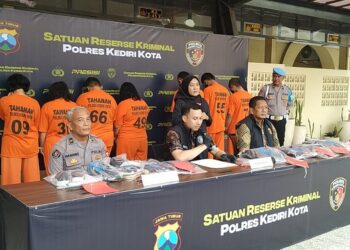 Satreskrim Polres Kediri Kota Bekuk Komplotan Pencopet dan Pelaku Pengeroyokan