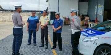 Satlantas Kediri Kota Gugah Kesadaran Tertib Lalu Lintas Pada Angkutan Logistik
