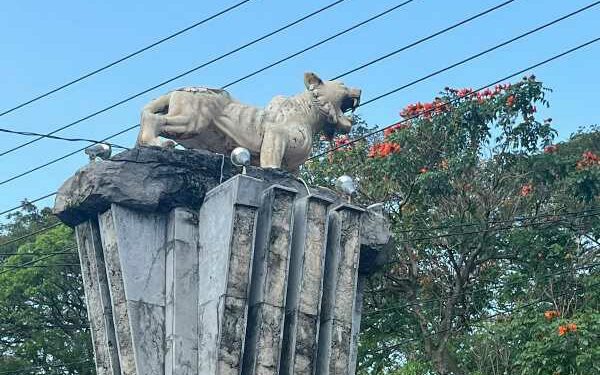 Eksterior Stadion Brawijaya Turut Dibenahi, Patung Macan Putih Ikonik Bakal Makin Gagah