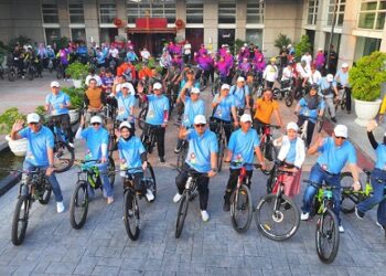 Tutup Rangkaian Muskomwil IV APEKSI Ke-13, Mbak Wali dan Para Kepala Daerah Gowes Bersama, Tanam Pohon dan Sebar Benih Ikan