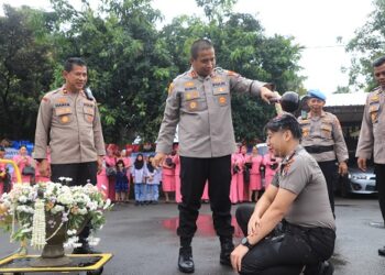 73 Personel Polres Kediri Naik Pangkat Jelang Hari Bhayangkara ke-79