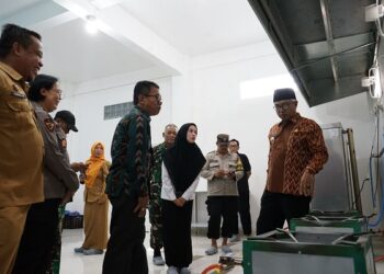 Luncurkan Program MBG Bagi 3B di Kota Kediri, Gus Qowim Pastikan Program Berjalan Optimal