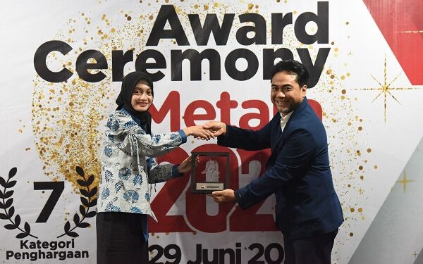Mbak Wali Peroleh Penghargaan Kategori Tata Kelola Kota Berkelanjutan