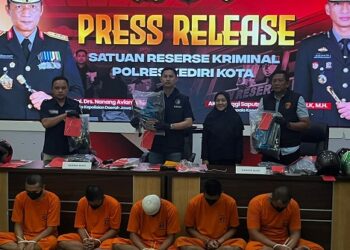 Ungkap 2 Kasus Curat dan 1 Pengroyokan, Satreskrim Polres Kediri Kota Amankan 7 Tersangka