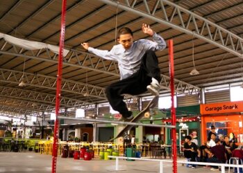 Skateboard, Mural, dan Hip Hop Bersatu di Pasar Setonobetek Kediri