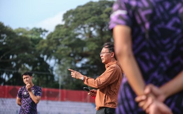 Hadapi Dewa United, Ong Kim Swee Serukan Kebangkitan Persik Kediri