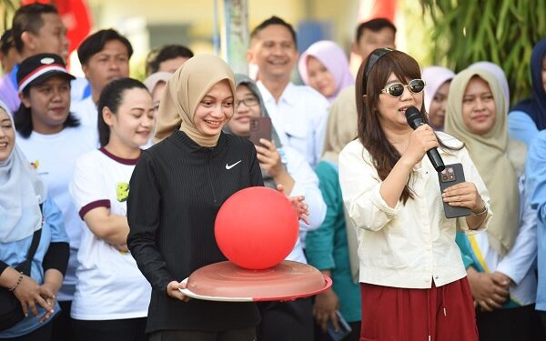 Mbak Wali Ikut Meriahkan Lomba Peringatan HUT RI Ke-80 Bersama Pegawai Pemkot Kediri