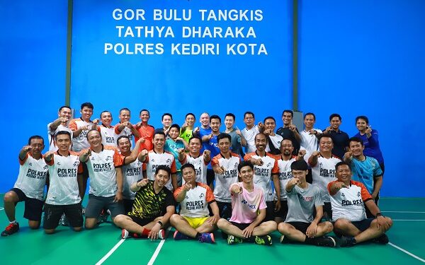 Juara Dunia Bulutangkiis Marcus Fernaldi Gideon Semangati Generasi muda di Kota Kediri