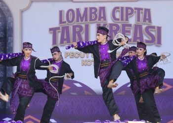 Buka Lomba Cipta Tari Kreasi Pecut Samandiman, Gus Qowim: Budaya Patut Dikembangkan Agar Tetap Hidup