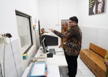 Menuju Rumah Sakit Rujukan, Mas Dhito Cek 3 Gedung Baru RSKK