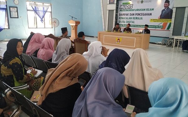 Pembatasan Usia Pengguna Medsos-Gadget Diperlukan, Anggota DPR RI Gus An’im Dorong Regulasi Baru