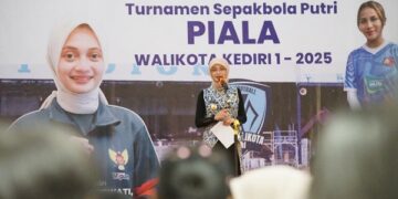 Mbak Wali Hadiri Gala Dinner Turnamen Sepak Bola Wanita Piala Wali Kota Kediri I – 2025, Beri Semangat Para Atlet
