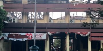 Pasca Kerusuhan : Gedung Pemkab dan DPRD Kediri Hangus, Polsek Ngasem Porak Poranda