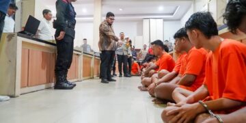 Temui Tersangka Aksi Kericuhan dan Penjarahan, Ini Pesan Mas Dhito