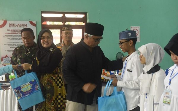 Sedekah Akbar 5, Gus Qowim: Jadikan Sedekah Budaya, Doa Anak Yatim Jadi Jalan Keberkahan