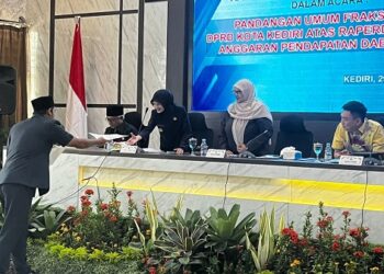 DPRD Kota Kediri Soroti Mutasi Pejabat – Serapan Anggaran dalam Rapat Paripurna APBD 2025