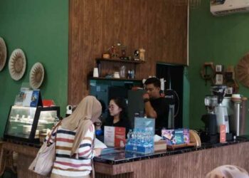 Usung Konsep Nyaman Ala Rumahan, Cafe Parkir Depan Jadi Pilihan Semua Kalangan