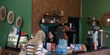 Usung Konsep Nyaman Ala Rumahan, Cafe Parkir Depan Jadi Pilihan Semua Kalangan