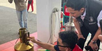 Pastikan Kualitas BBM, Polisi dan Pertamina Lakukan Uji di Tiga SPBU Kota Kediri
