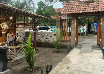 Pastikan Kualitas BBM, Polisi dan Pertamina Lakukan Uji di Tiga SPBU Kota Kediri
