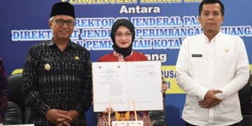 Dorong Optimalisasi Pajak Daerah dan Pusat, Mbak Wali Tanda Tangani PKS OP4D