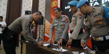 Polres Kediri Kota Laksanakan Pengawasan dan Pengendalian Penggunaan Senjata Api Dinas