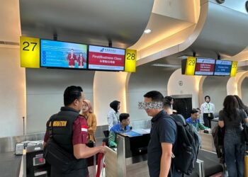 Tak Laporkan Alamat Baru, Dua TKA Tiongkok Dikenai Denda dan Dideportasi