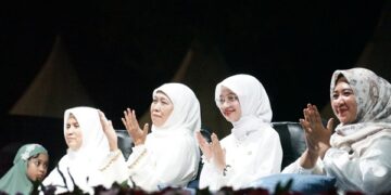 Hadiri Lirboyo Bersholawat , Mbak Wali : Kuatkan Kolaborasi Dengan Santri Untuk Pembangunan Kota Kediri