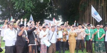 Ribuan Santri dan HIMASAL Gelar Aksi Damai Bela Marwah Pesantren