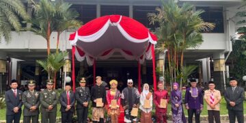 Busana Adat Unik Semarakkan Upacara Sumpah Pemuda Kota Kediri
