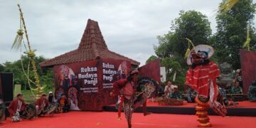 Merawat Warisan Seni Budaya Jaranan Kediri Melalui Kemeriahan Reksa Budaya Panji