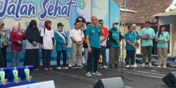 Puncak HKN ke-61: Dinkes Kota Kediri Ajak Tenaga Kesehatan Perkuat Kekompakan