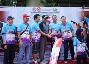 Berangkatkan Fun Run IDI Berlari, Gus Qowim: Jadikan Lari Pemantik Semangat Hidup Sehat