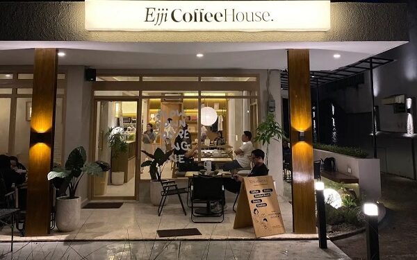 Ejji Coffee House Kediri ( Foto : Kintan}