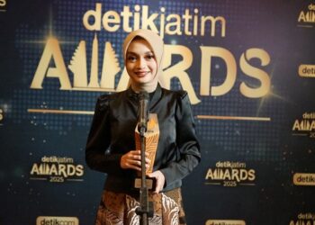 Komitmen Wujudkan D’CITO, Mbak Wali Terima Penghargaan Anugerah Program Ekonomi Terpuji