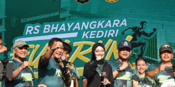 Semarak Fun Run RS Bhayangkara, Mbak Wali Dorong Gaya Hidup Sehat di Kota Kediri