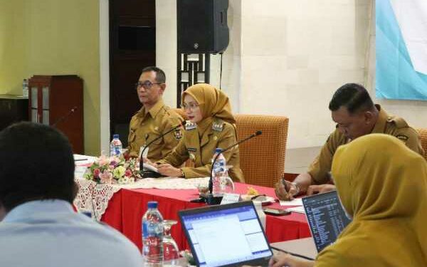 Mbak Wali Tekankan Inovasi dan Penguatan Layanan BUMD Untuk Tingkatkan PAD Kota Kediri