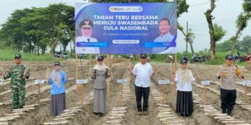 Sukseskan Swasembada Gula Nasional, PG Ngadiredjo – Kabupaten Kediri Tanam Tebu Serentak