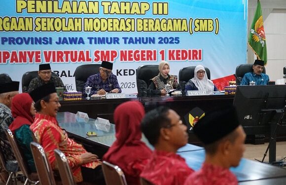 Mbak Wali Dukung Penuh SMPN 1 Kediri Raih Penghargaan Sekolah Moderasi Beragama Jatim