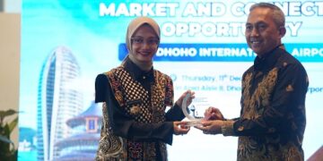 Presentasi Diskusi Panel di Bandara Dhoho, Mbak Wali Pacu Konektivitas dan Investasi Kota Kediri