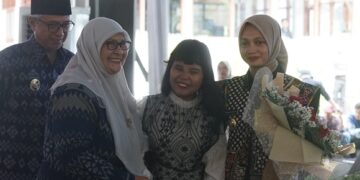 Mbak Wali Hadirkan Kebahagiaan, Salurkan Santunan Kepada 1.241 Anak Yatim