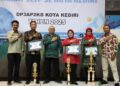 Perkuat Sekolah Siaga Kependudukan untuk Wujudkan Generasi Unggul, Pemkot Kediri Gelar Workshop dan Serahkan Penghargaan Sekolah SKK